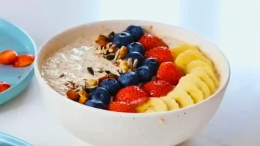 Tropical Smoothie Chia Oatmeal Pudding Recipe